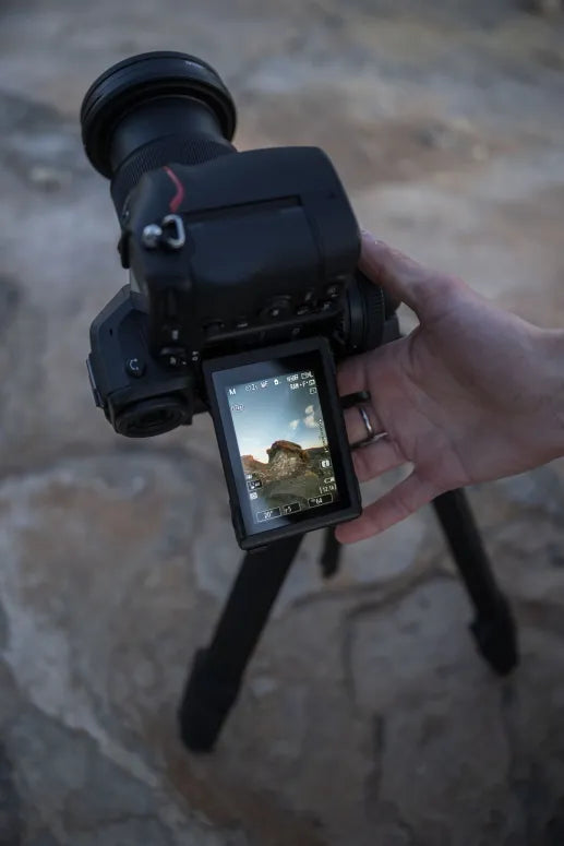 Nikon Z8 Gehäuse – 45,7 MP Vollformat Systemkamera mit 8K Video & KI-Autofokus